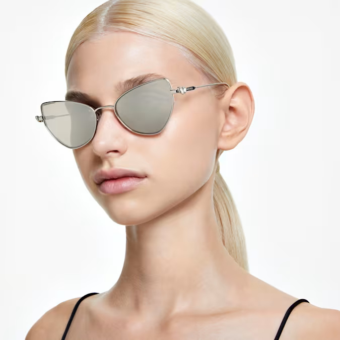 2 in 1 clip-on sunglasses
